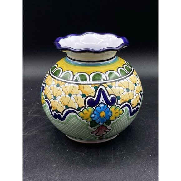 Other - Mexican Puebla Talavera Signed Hernandez Folk Art Pottery Vase Ruffled 4 3/4”